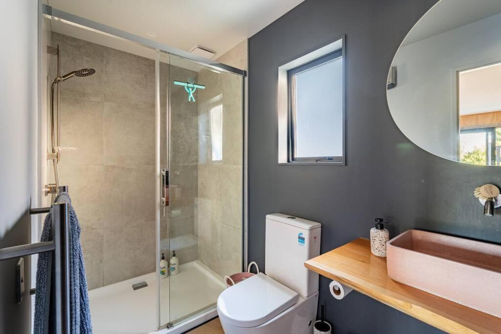 Cosy Studio With Mountain Views Apartman Wanaka Kültér fotó